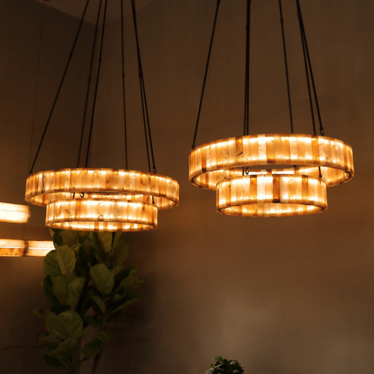 Swaroevan Eterna Alabaster Round Chandelier